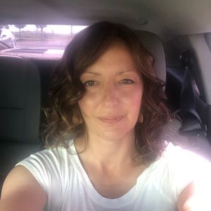 Meet your Posher, Angela